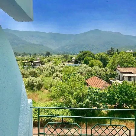 Hotel Royalton Guzelcamlı